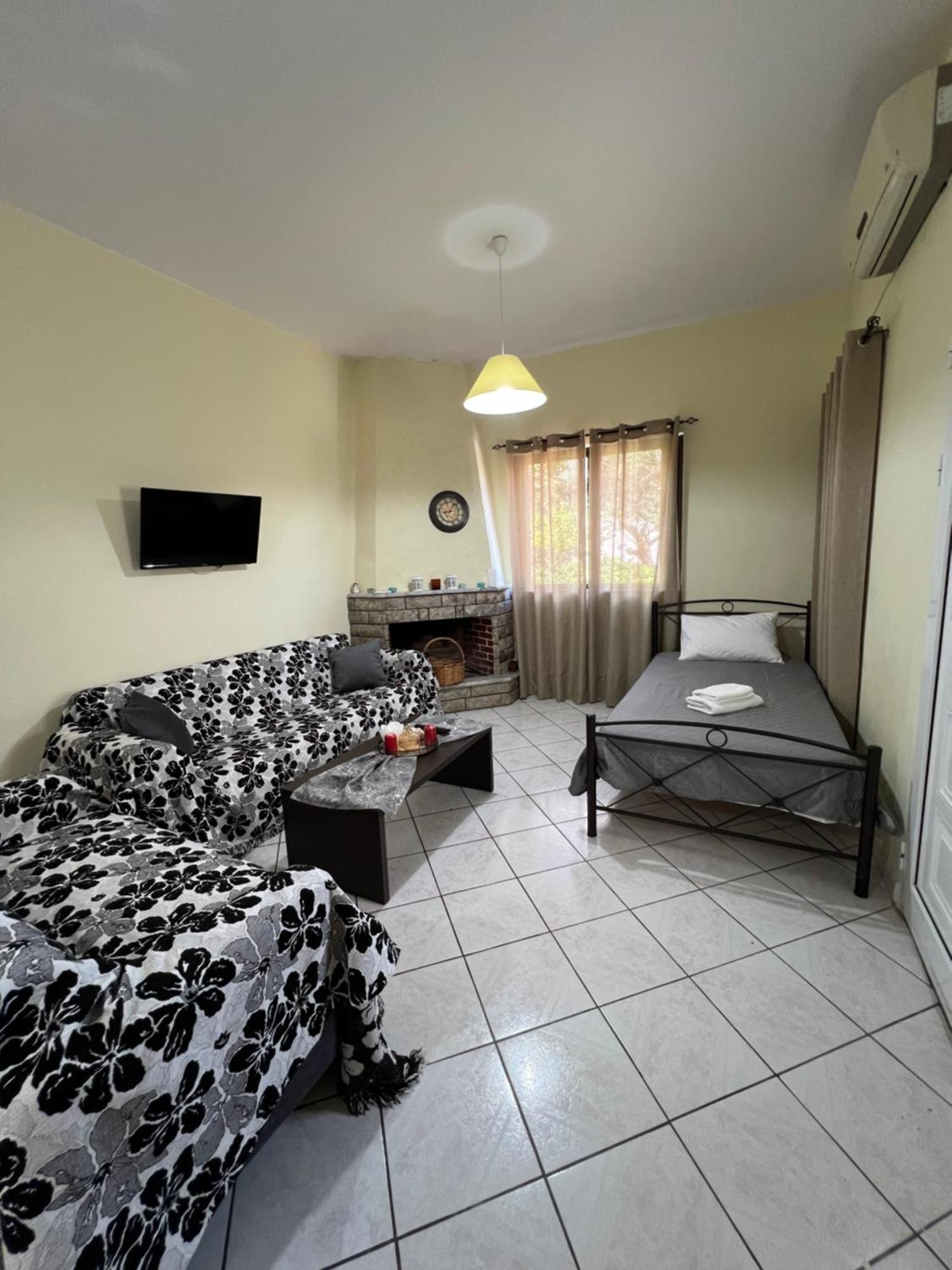 Village Apartment Marathias  Luaran gambar